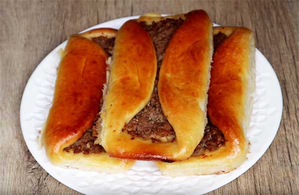 Турецкая выпечка - тесто пористое и воздушное