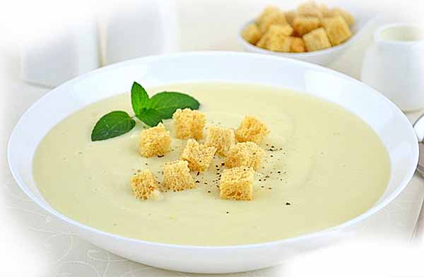 Суп из пармезана с цветной капустой