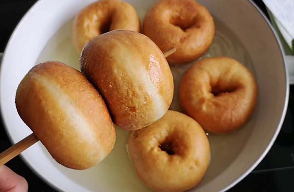 Пышные пончики секрет приготовления (два рецепта)