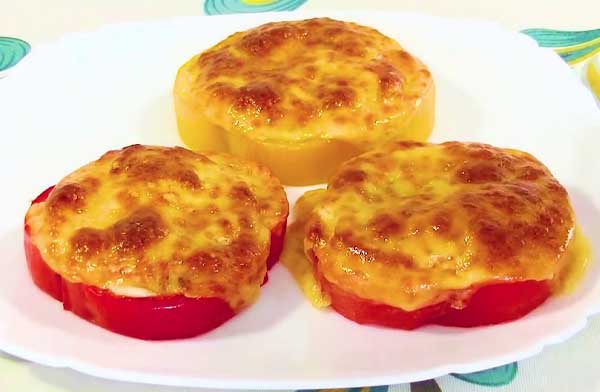 Котлеты «Гнезда» из фарша со сладким перцем и сыром