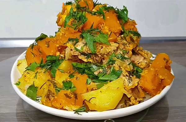 Готовим тыкву с курятиной в банках