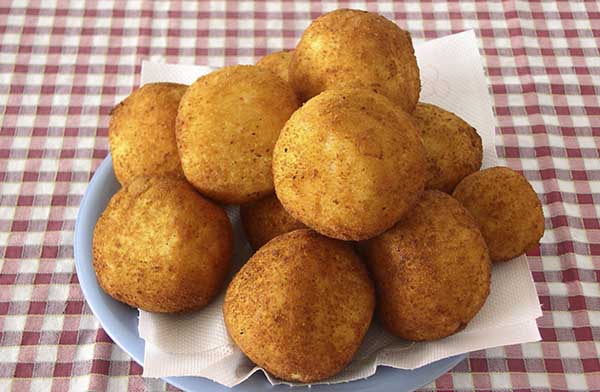 Аранчини с моцареллой