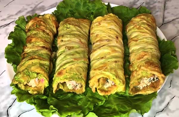 Рулетики из жареной пекинской капусты