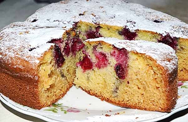 Ягодный пирог без замеса